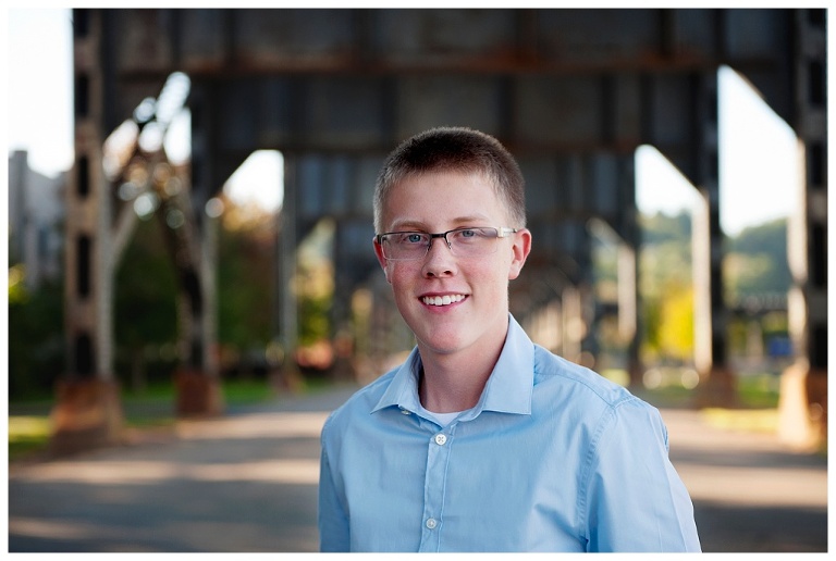 the strip district pittsburgh pa boy guy senior session