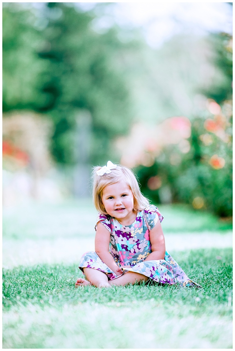 Pittsburgh maternity session at Renziehausen Renzie Park Rose Garden