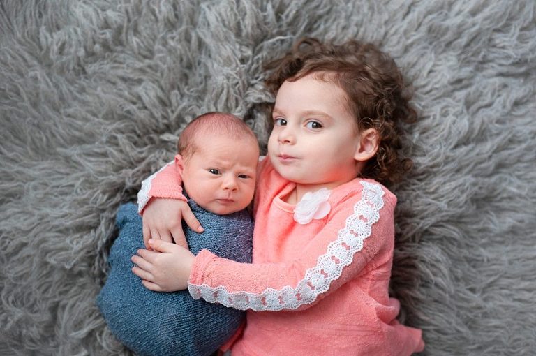 newborn studio session sibling shot pittsburgh